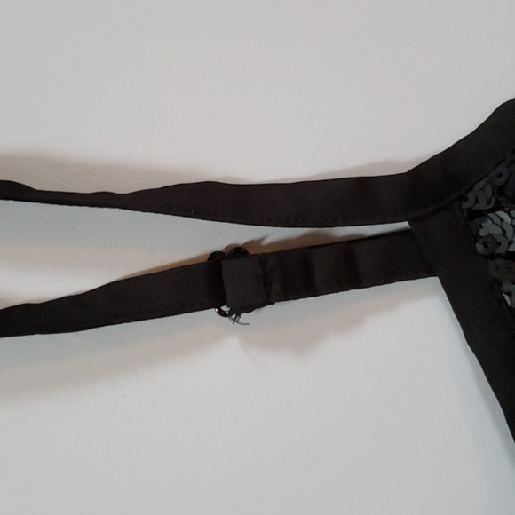 Forever 21 Matte Black Sequin Halter Crop Top Women's Small - Picture 5 of 8